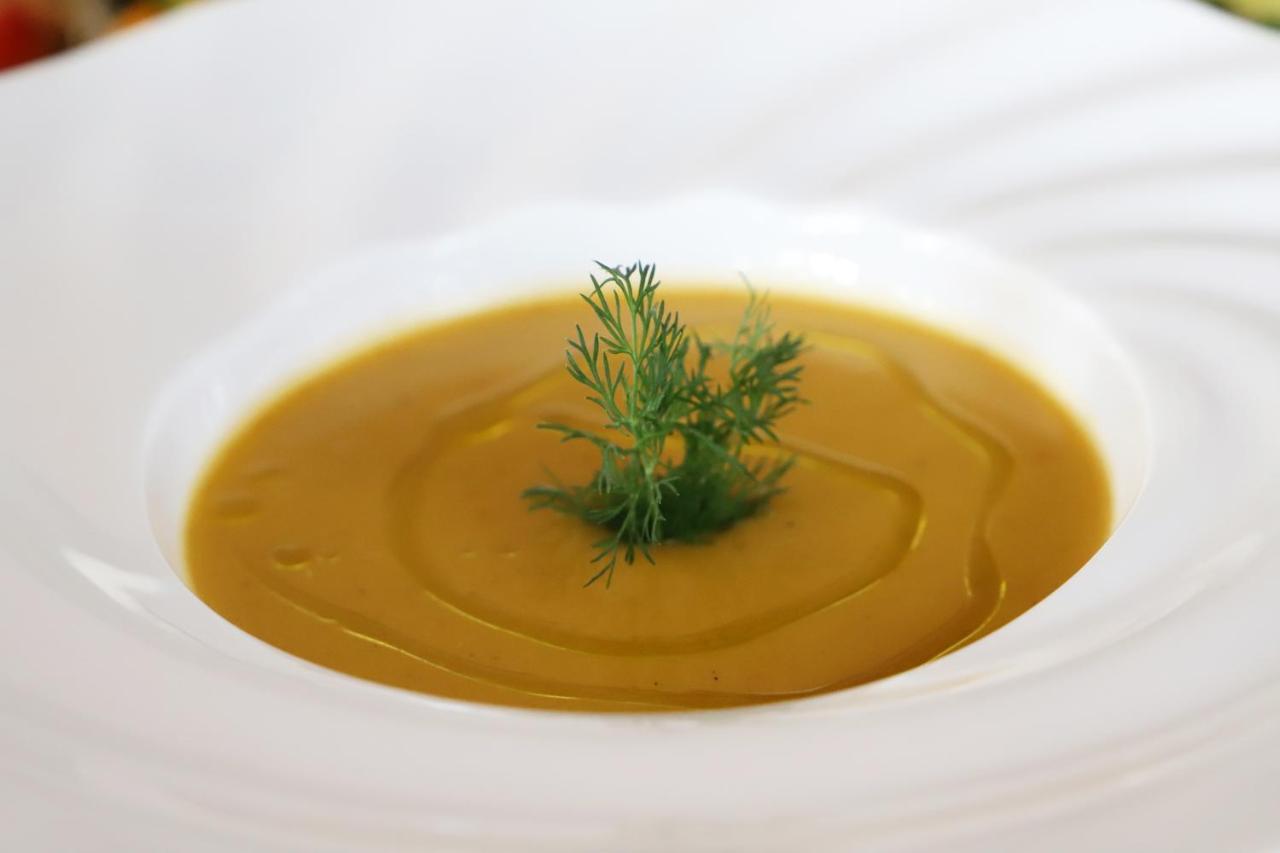 Hotel Colombo Μπεράτ Εξωτερικό φωτογραφία Carrot soup